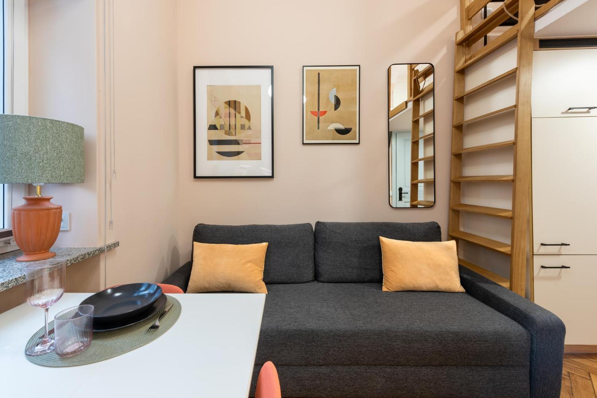 Studio Apartment