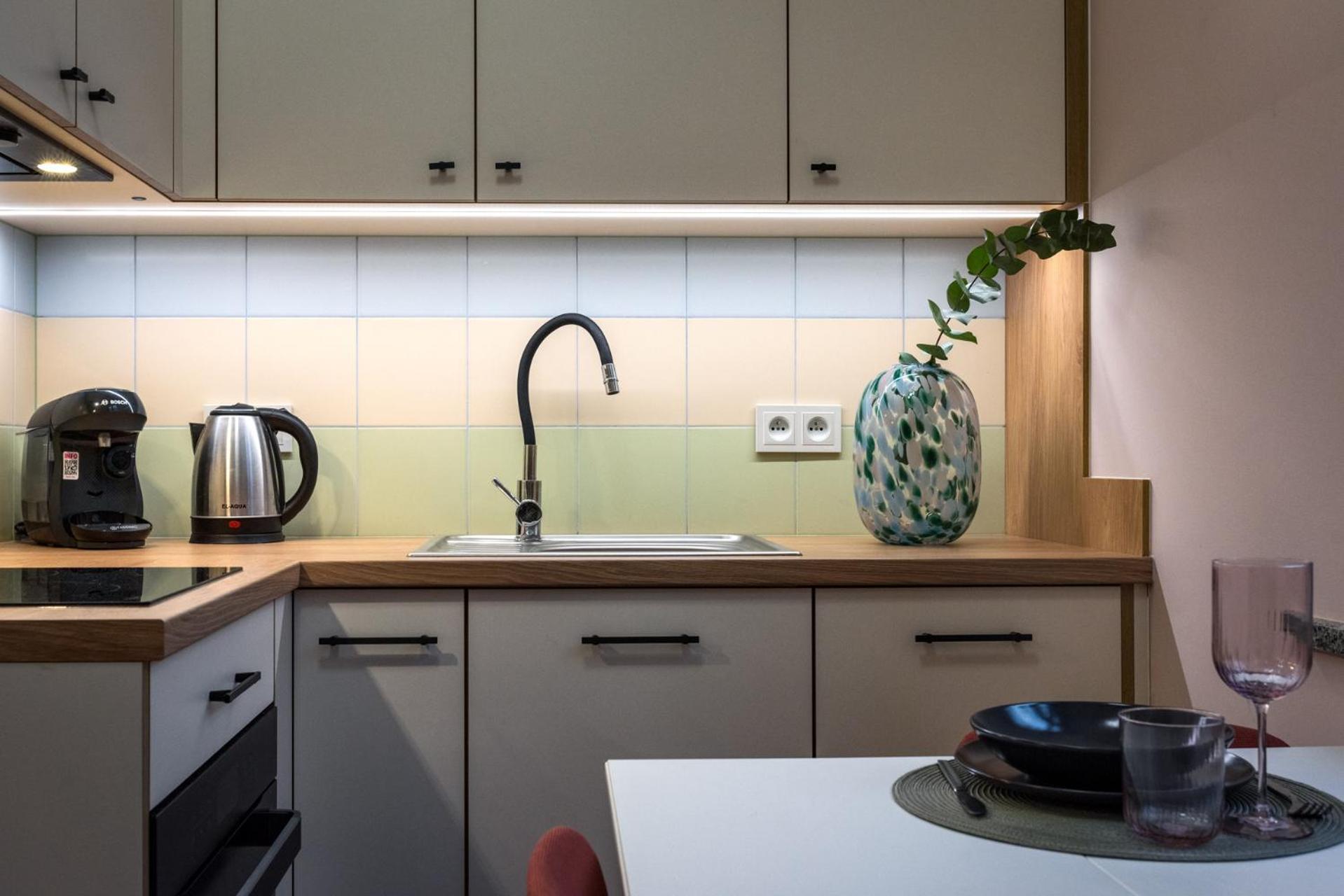 Studio Apartment